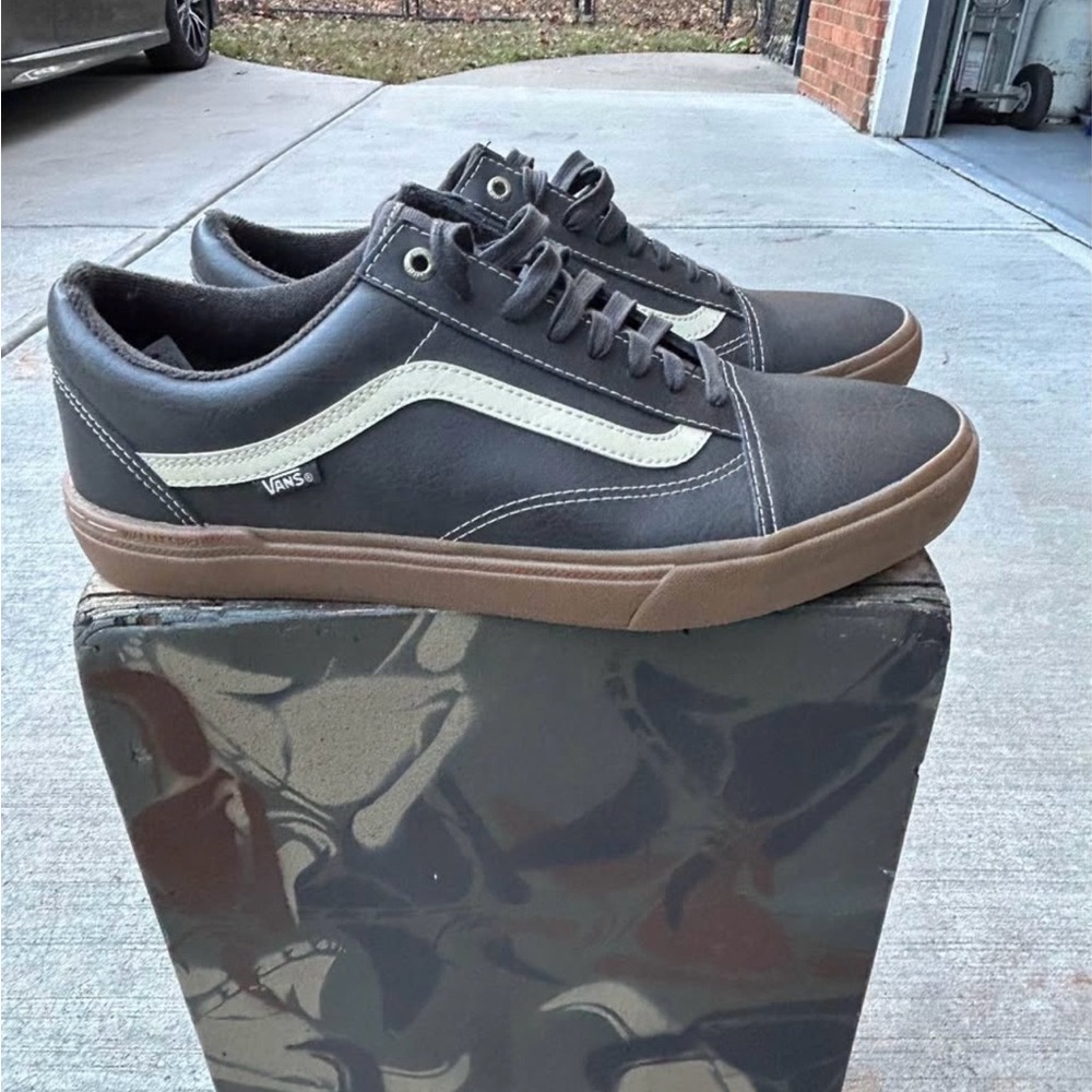 Vans Men's Black and Brown Sneakers